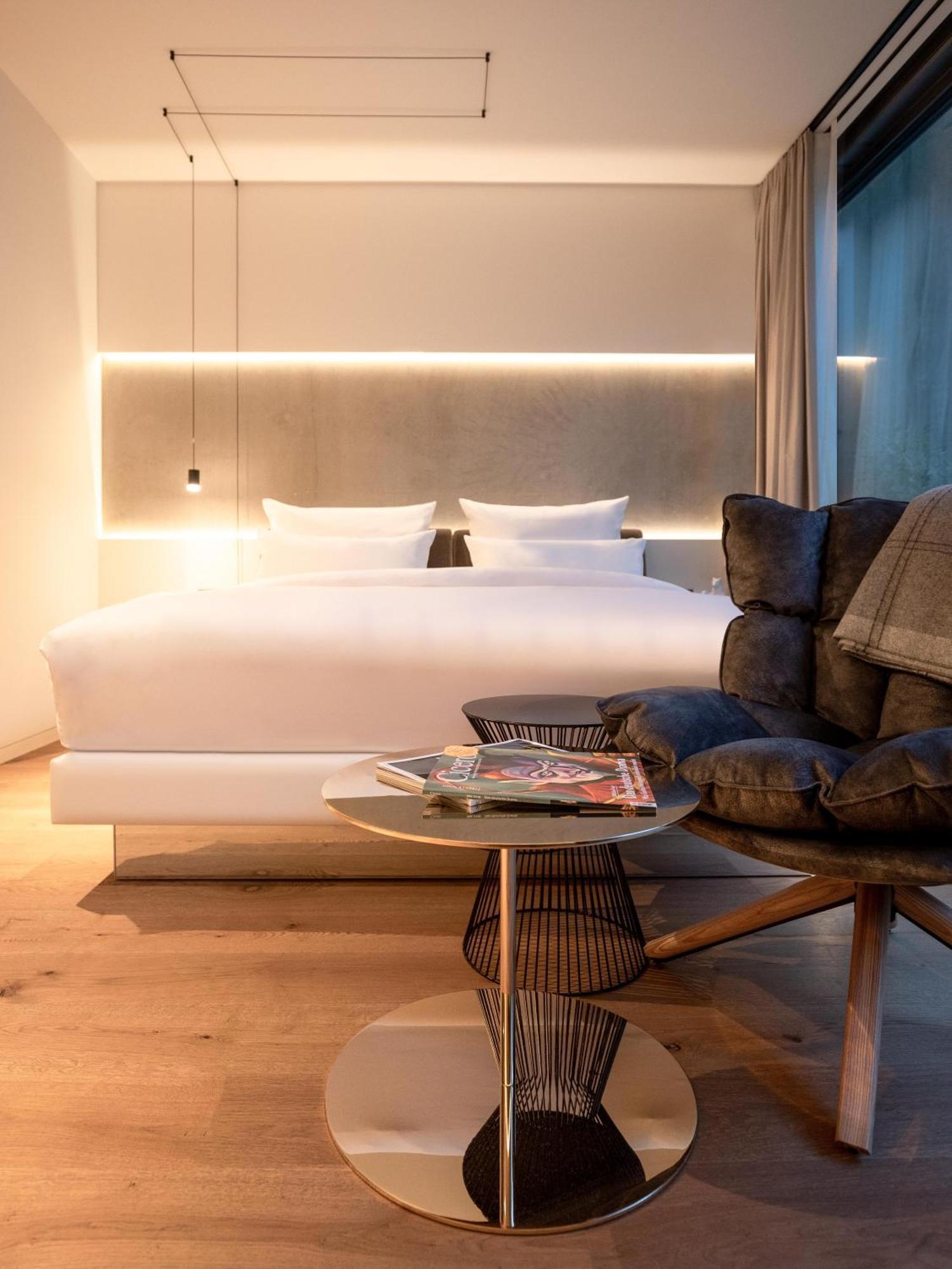 KPM Hotel&Residences Berlín Exterior foto A room at the hotel